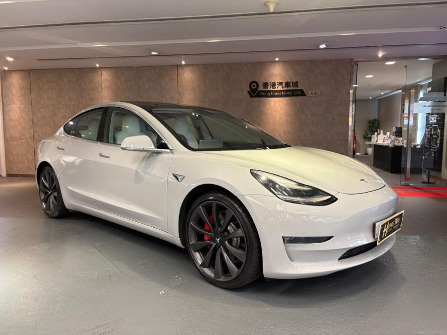 TESLA 特斯拉 Model 3 Performance